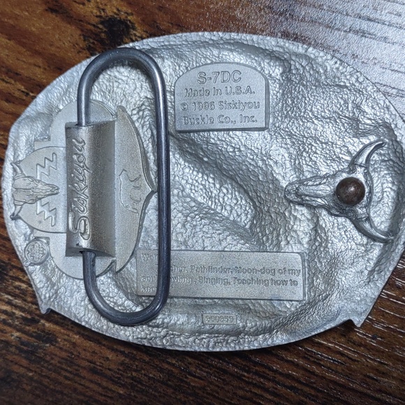 Siskiyou Buckle Co. Wolf Buckle - Picture 4 of 7